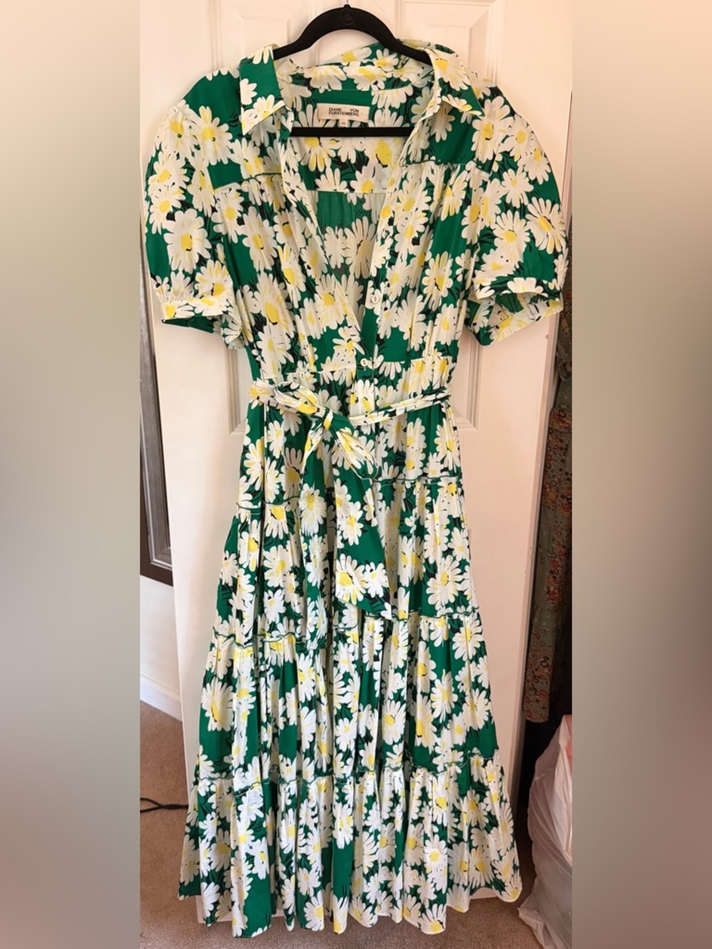 Diane Von Furstenberg Green Daisy Print Tiered Dress with Belt